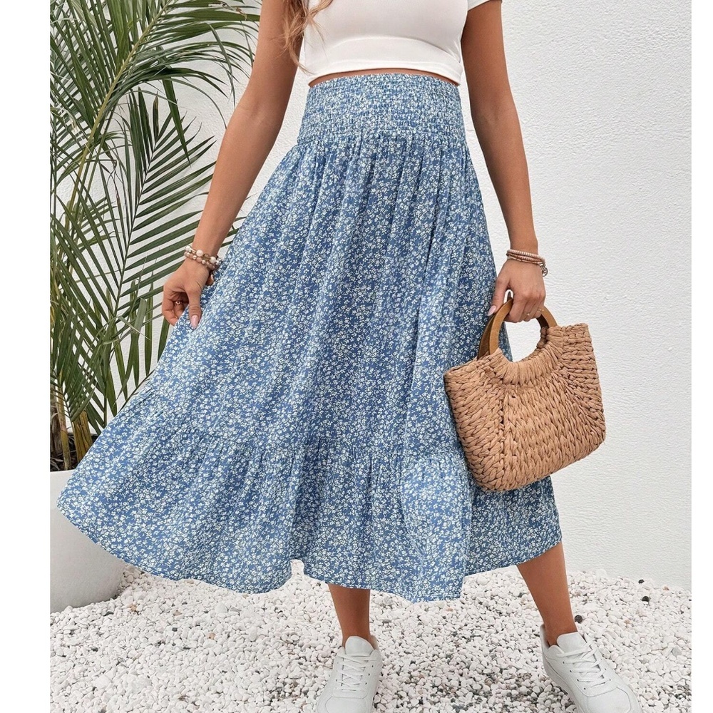 Maternity Floral Print Shirred Stretchy Waist Skirt - Picture 1 of 10